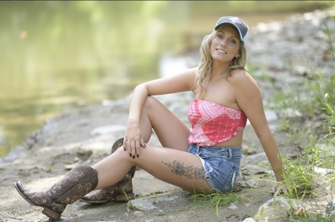 sylvie_b10_free photo 1